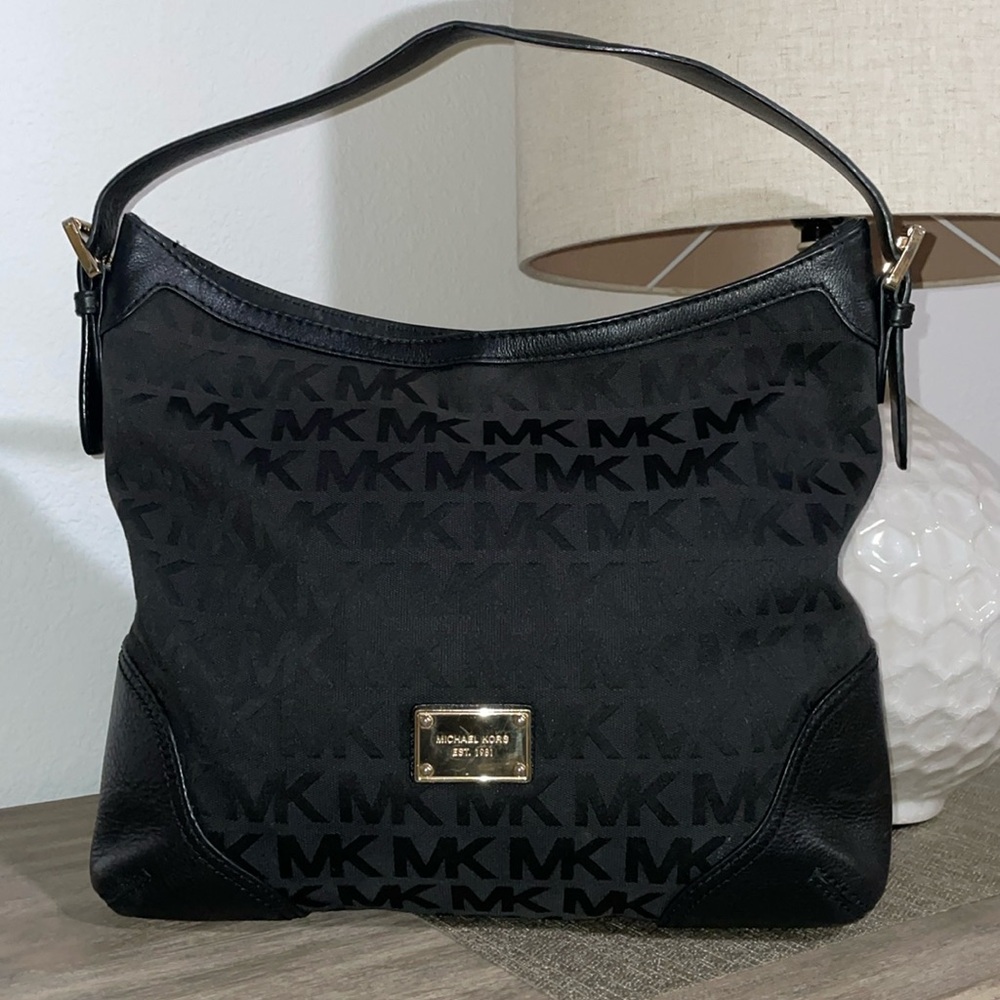 Michaell Kors Black Signature Jacquard Tote Leather Reinforced Corners